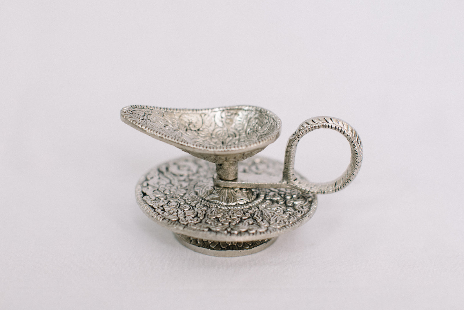 Diya with Round Base