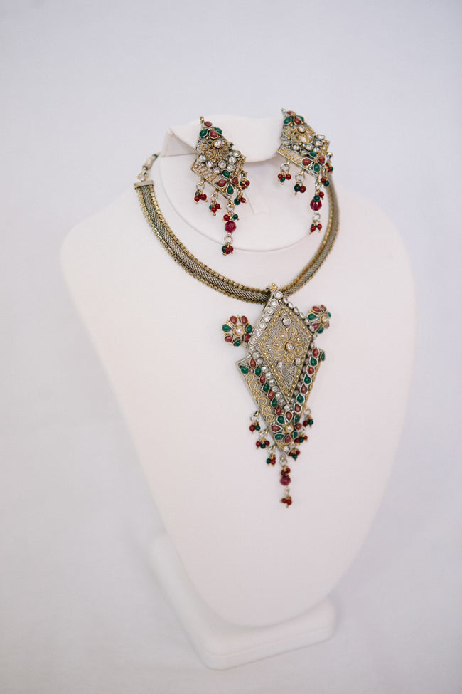 Silver Oxidized Necklace w/ Earrings
