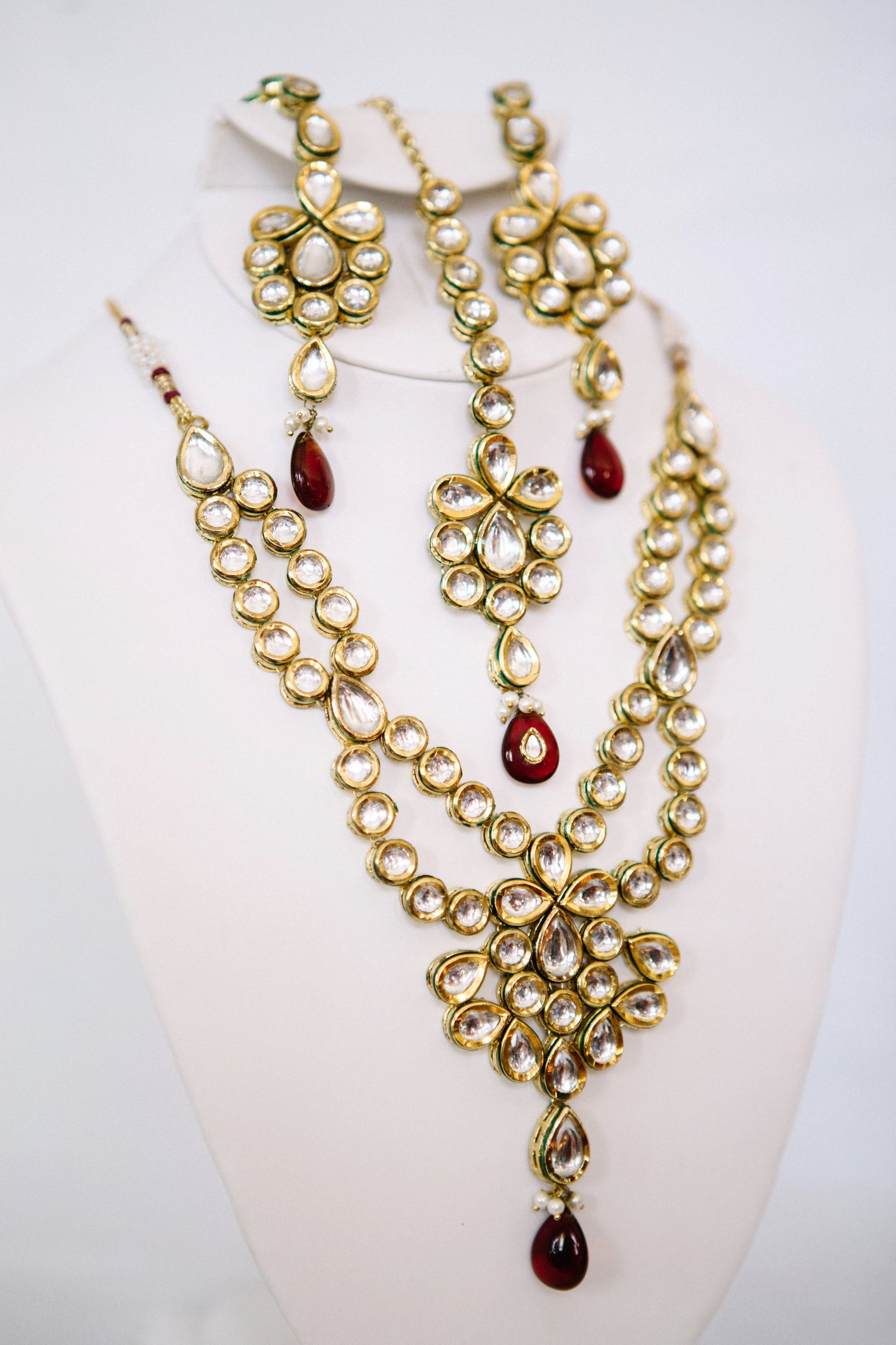 Kundan Set with Red Accents